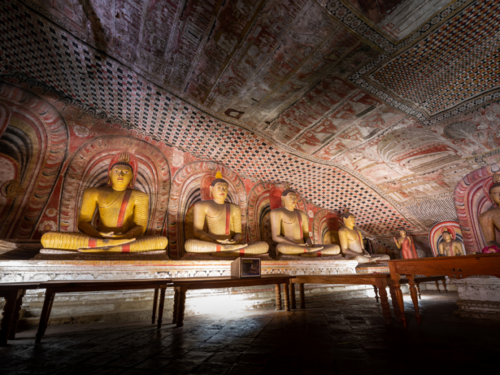 Skulpturen im Höhlentempel in Dambulla, Sri Lanka